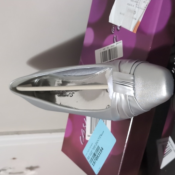 Easy street waive kitten heel pupmps - Picture 4 of 4